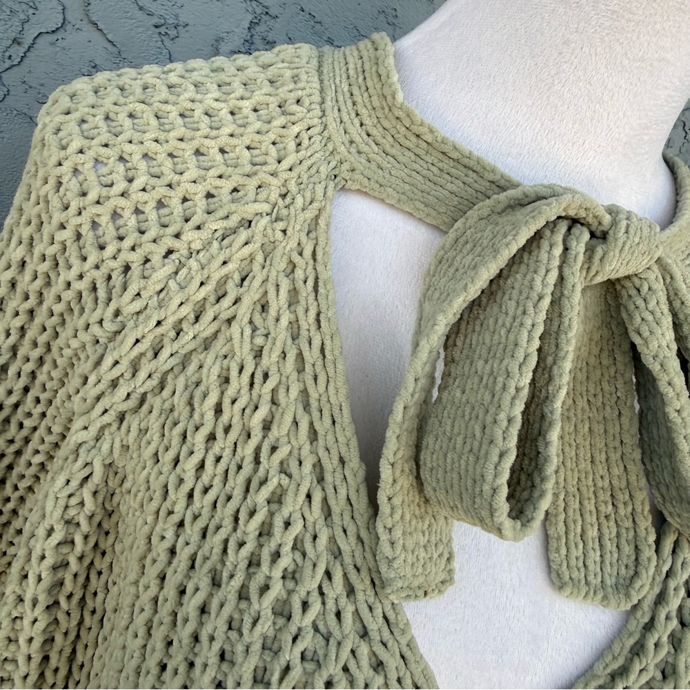 POL Sage Green Chenille V-neck Bow Tie Detail Bell Sleeve A Line Sweater (S)
